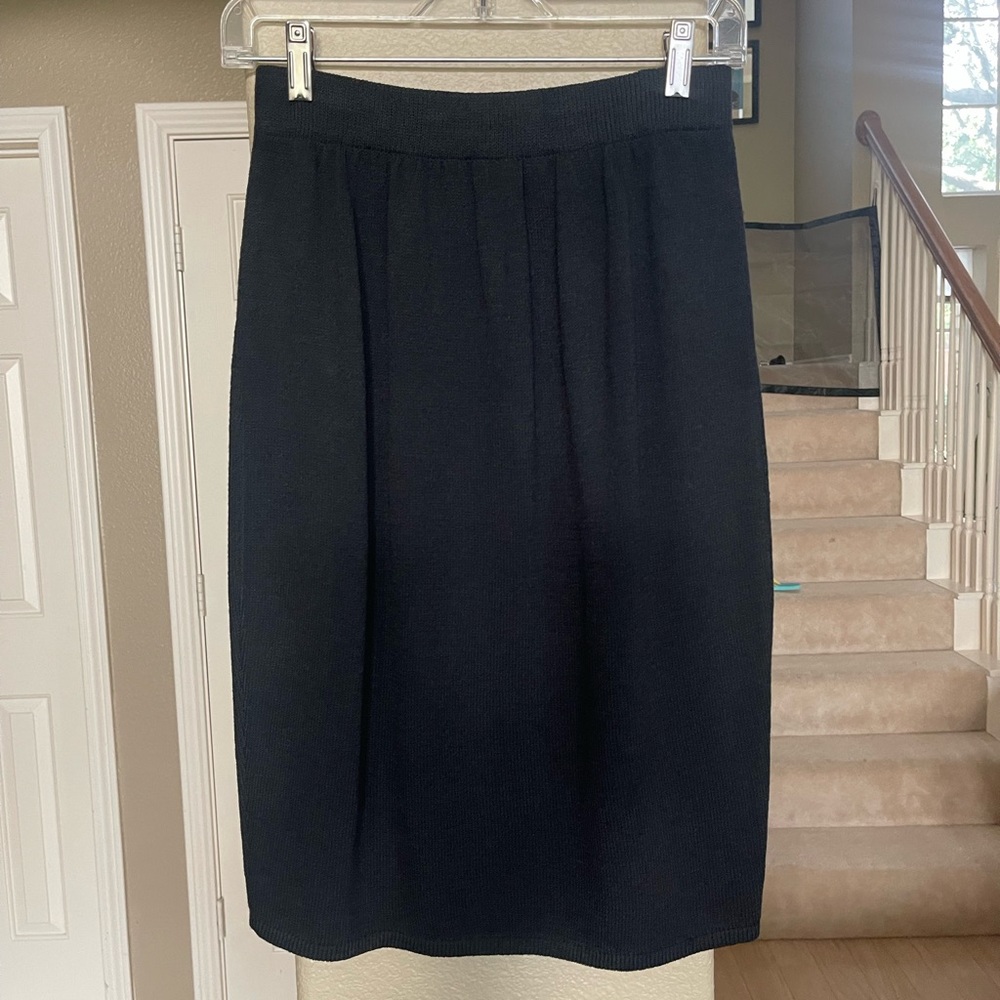 St John knit skirt